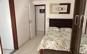 Apartamento com 2 quartos a 80 metros da Prainha